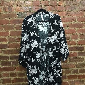 One size fits most floral kimono